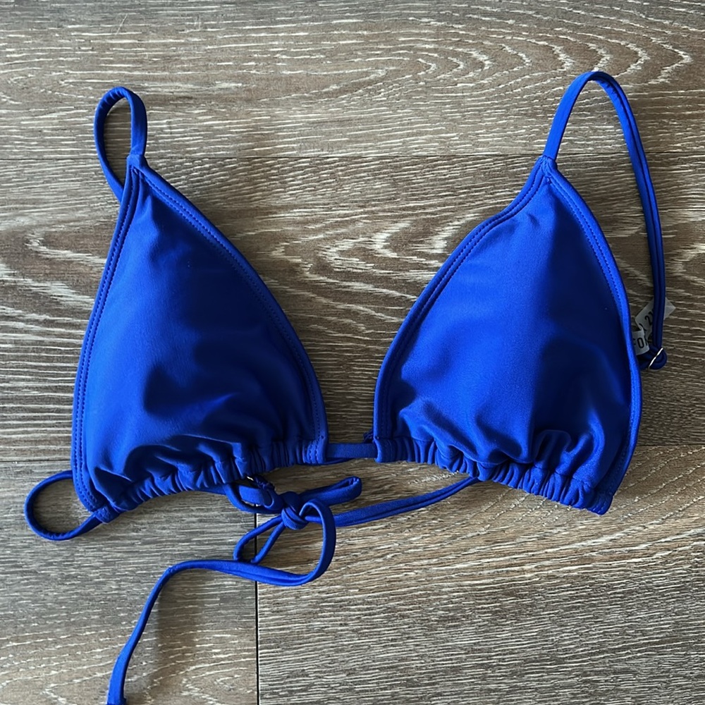 NWT blue bikini top size large forever 21